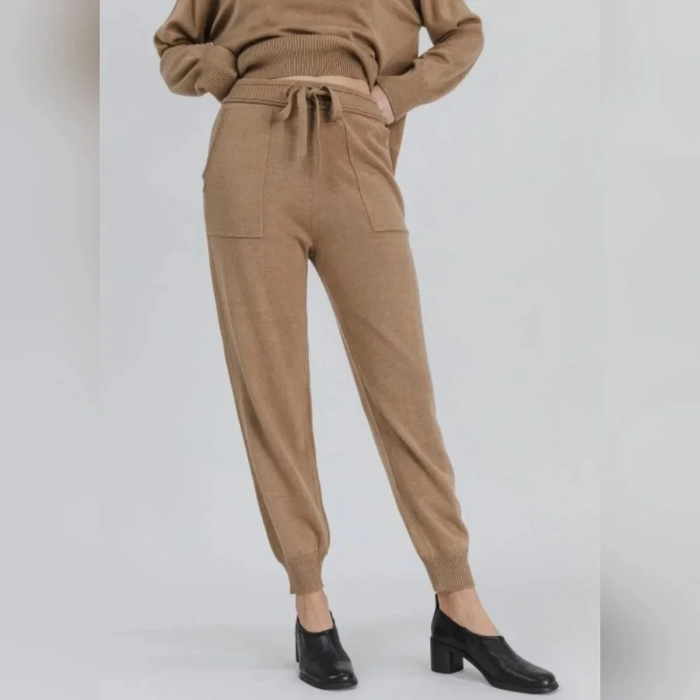 MOD REF The Reni Pants, Tan/Camel Sweater Knit Joggers, Elastic Waist, EUC!